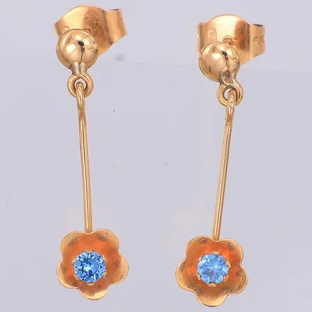 Ett par örhängen med blommor & blå sten 22mm, 18K Vikt: 0,9 g
