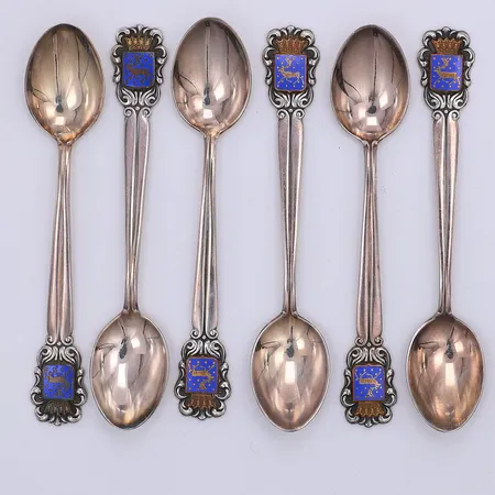 6 Kaffeskedar med Västerbottens landskapsvapen 10,8cm, graverade, 830/1000 silver Vikt: 82,6 g