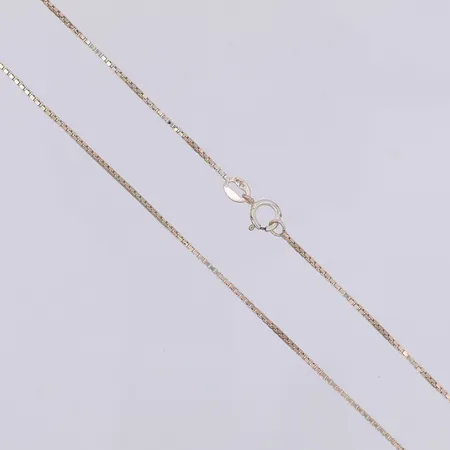 Kedja Venezia 46cm lång, bredd 1mm, 925/1000 silver Vikt: 2,3 g