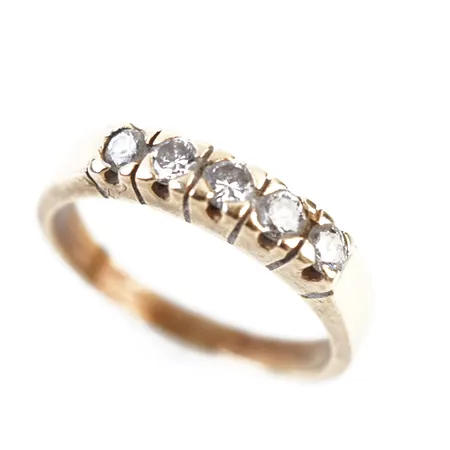 Ring m diamanter, stl 18(56), bredd 4mm, 18k Vikt: 4,8 g