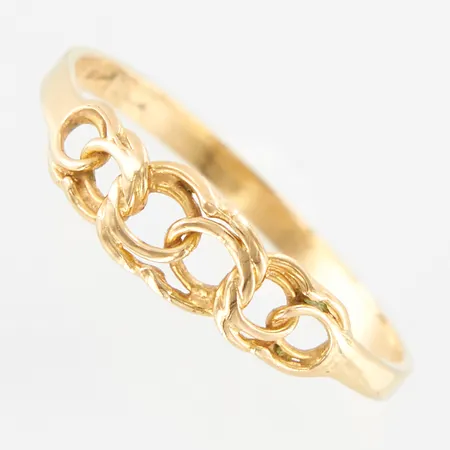 Ring Bismarck, stl 17¾, bredd ca 4,5mm, 18K Vikt: 1,1 g
