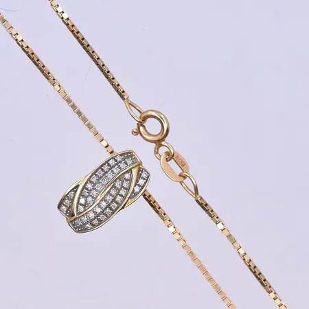 Kedja Venezia med hängd, längd på kedja 42 cm och bredd 1 mm, längd på hänge 15 mm och bredd 8 mm, 18K. Vikt: 5,2 g