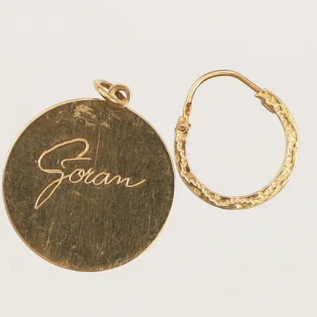 Diverse guld, gravyr, 18K  Vikt: 2 g