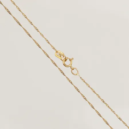 Kedja Singapore, längd 44cm, bredd 1mm, 18K  Vikt: 0,8 g