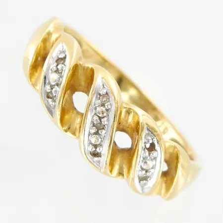 Ring med diamanter 6x0,005ct, stl 16¾, bredd ca 6mm, en diamant saknas, 18K Vikt: 2,8 g