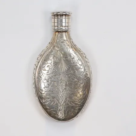 Plunta mönstrad i nysilver 6,5x12,5cm, liten buckla 1900-talets första hälft möjligen England 