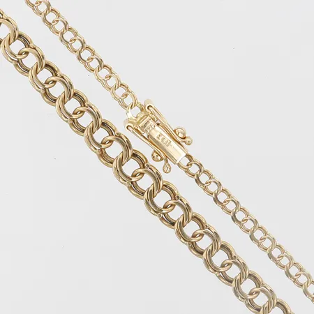 Collier doserad Bismarck, längd 46cm, bredd 3-6mm, kistlås med dubbla låsåttor, 18K guld Vikt: 10,3 g