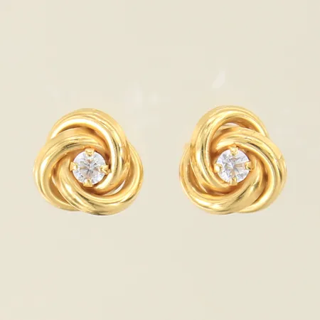 Ett par örhängen med vita stenar, Ø8mm, 18K  Vikt: 1 g