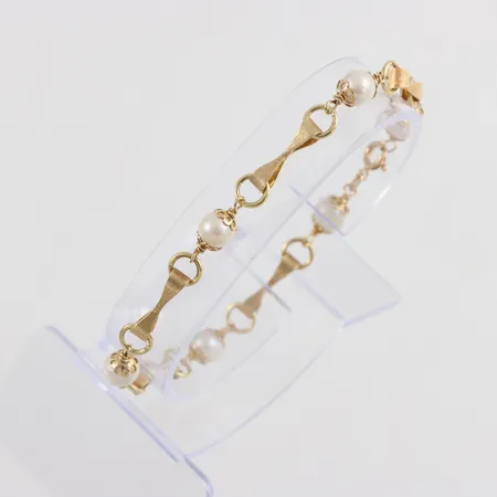 Armband med pärlor 18k, defekt låsfjäder, längd ca 19cm Vikt: 8,2 g