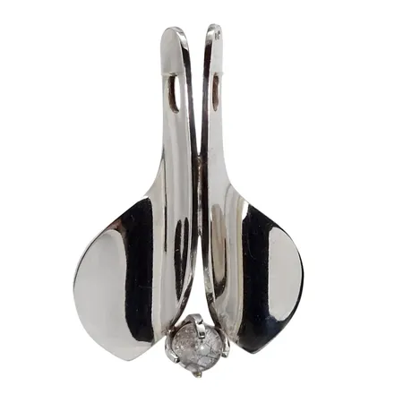 Retro Hänge Finland, silver 925/1000, Elis Kauppi (1921-2004), Kupittaan Kulta Oy, Åbo, Rutilkvarts (Ø5,5 mm), längd 38 mm, bredd 26 mm, uppbyggnad 9 mm, sten utan anmärkning, svensk kontroll/importstämpel  Vikt: 6,9 g