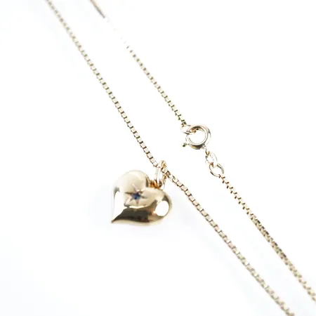 Halskedja m hänge, 38cm, bredd 1mm, hänge 15mm x 13mm, 8k Vikt: 3,8 g