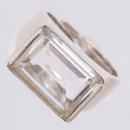 Ring med bergkristall regelbar modell stl 16¼, Hallberg år 1972, 925/1000 silver Vikt: 8,9 g