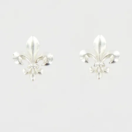 Ett par örhängen 7mm, bredd:6mm, silver 925/1000 Vikt: 0,5 g