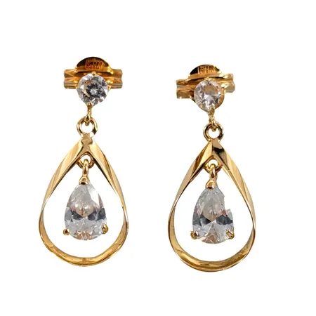 Örhängen, 18K guld, Cubic Zirconia, Guldfynd (GHA) 20005004, längd 19 mm, bredd 8,5 mm, fint skick, stenar utan anmärkning, originalploppar, ordinarie nypris hos Guldfynd 4698 kr Vikt: 1,3 g