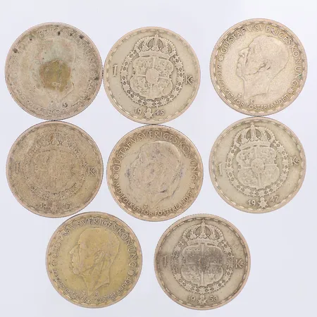 8 Mynt 1 kr Gustaf V år 1944-50, 400/1000 silver Vikt: 55,4 g