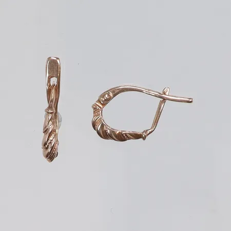 Ett par örhängen 20x10mm,14K Vikt: 2,3 g