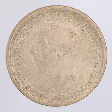 Mynt 2 kr Gustaf V år 1945, 400/1000 Vikt: 14 g