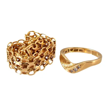 Diverse smycken, 18K guld, defekter och slitage Vikt: 16,6 g