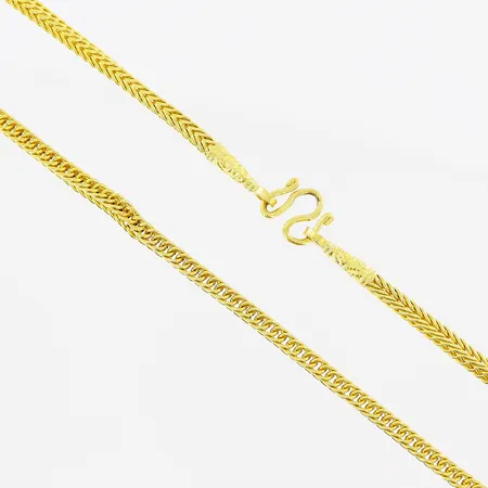 Collier, 44cm, bredd 3mm, skeva länkbitar, S-lås, 23K Vikt: 15,2 g