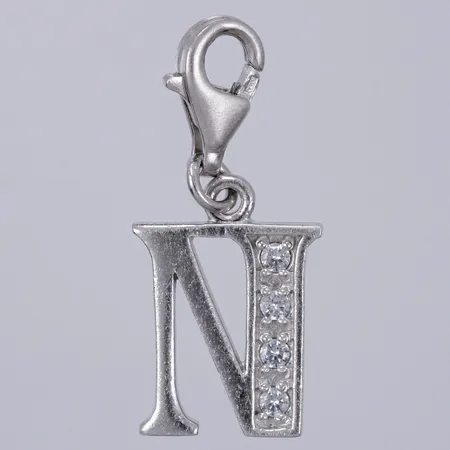 Berlock med vita stenar längd ca 28mm, bredd ca 11mm, 925/1000 silver Vikt: 2,2 g