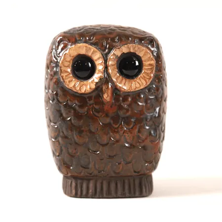 Figurin, Lars Bergsten, stengods, stämpelmärkt undertill, höjd 12cm, slitage, tillverkningsdefekter.  Skickas med paket.