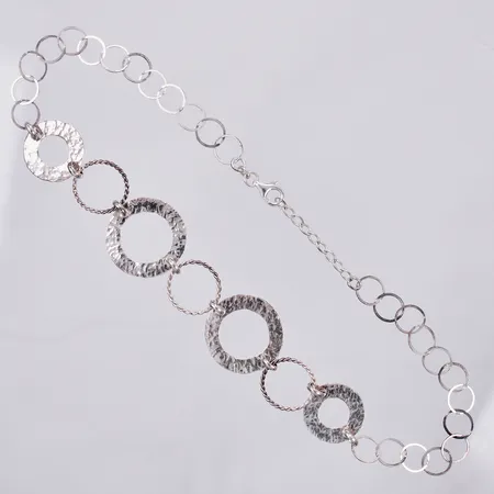 Collier, längd: ca 44-48cm, bredd: ca 10-25mm, GHA, 925/1000, silver Vikt: 16,7 g