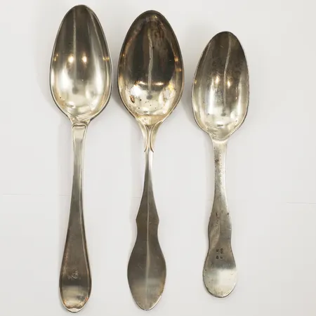 Tre skedar, tidigt 1800-1900tal, B.Törnberg, AGA, WS, gravyr, 830/1000 silver Vikt: 160,1 g