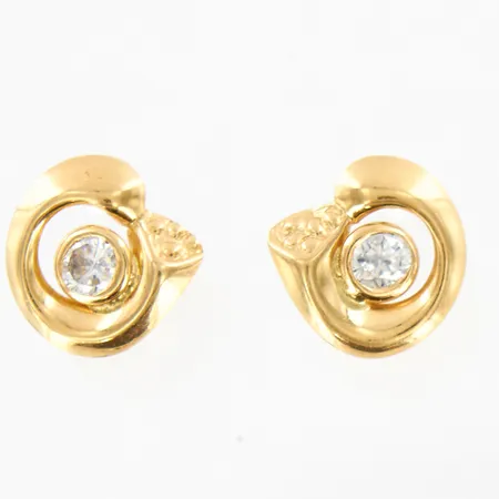 Ett par örhängen med stenar 10x10mm, 14K Vikt: 1,4 g