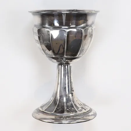 Pokal, höjd 11cm, silver, 830/1000 Vikt: 80,3 g