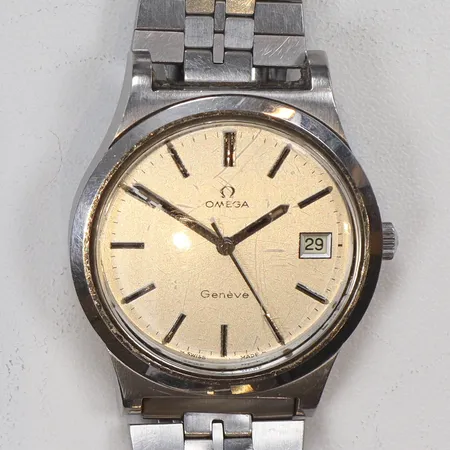 Armbandsur Omega Genevé, serie nr . 39093022, ref nr. 136.0102, kaliber 1030, år 1975, manuell, repor på glas, inga tillbehör 