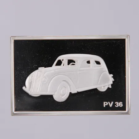 Silvertacka Volvo PV36 ca 36x25mm, silver 925/1000 Vikt: 18,8 g
