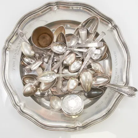 Diverse silver, gravyrer, 830/1000 silver,  1457,7g.