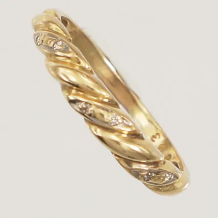 Ring med diamanter 6x ca 0,005ct, stl 17¾, bredd 1,6-3,4mm, 18K  Vikt: 1,9 g