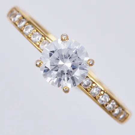 Ring med stenar stl. ca 17 bredd: ca 2-6mm förgylld 925/1000 silver  Vikt: 1,7 g