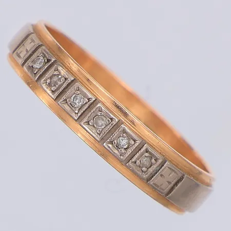 Ring med diamanter 6 x ca0,01ct stl 18¼, Ädelsmycken år 1966, 18K Vikt: 3,6 g