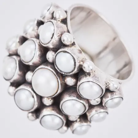 Ring med odlade pärlor stl. 17¼, bredd: ca 12-20mm, silver, 925/1000 Vikt: 18,2 g