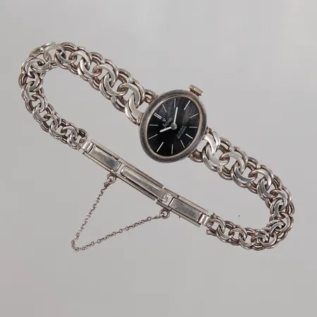 Damur Stowa, 21,5x17,7mm, längd 17,5-18,5cm, manuell, 830/1000 silver, Bruttovikt: 19,1g.