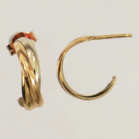 Ett par örhängen, längd 11mm, bredd 3,9mm, en snurrebuss saknas, 18K  Vikt: 0,9 g