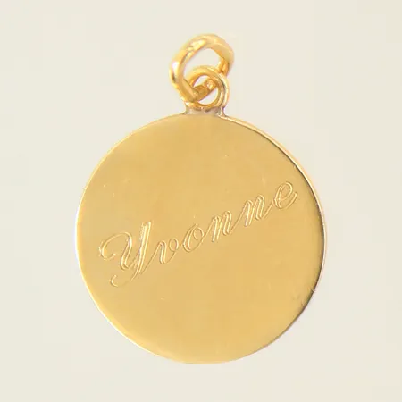 Hänge med personlig gravyr, Ø16mm, 18K Vikt: 2,3 g