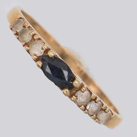 Ring safir & vita stenar stl 17½, 14K Vikt: 1,5 g