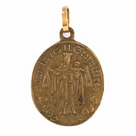 Religiös medaljong i gulmetall med ögla i 18K guld: Notre dame du scapulaire saint coeurs Jesus och Maria. Vikt: 2,4g. 