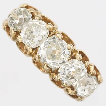 Ring med antikslipade diamanter totalt ca 2,30ct, kvalitet ca Cr-Ca(J-O)/SI-P, stenar lösa i fattningar, en sten med nagg, spricka i skena, stl: 15¾, 18K guld Vikt: 4,3 g