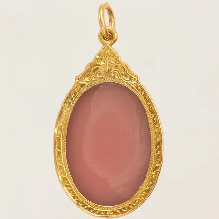 Hänge med porträtt längd 5cm, bredd 26,5mm, plexiglas, bucklig, 18K, bruttovikt 11,5g Vikt: 11,5 g