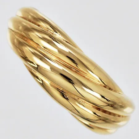 Ring Ti Sento stl: 17 ¼ bredd ca 3-8mm 925/1000 silver Vikt: 5,9 g
