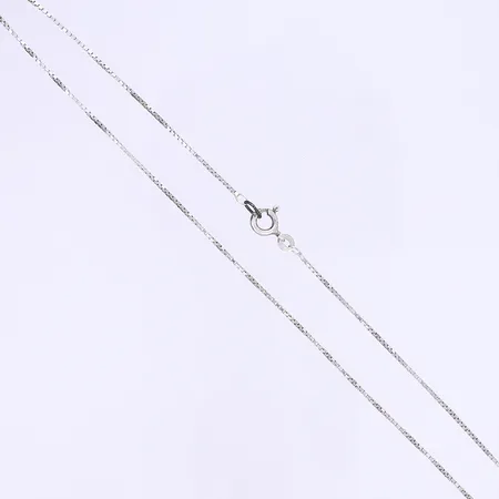 Halskedja Venezia 39cm, bredd 1mm, lås utbytt till silver, kedja vitguld 18K, Bruttovikt: 3,8g Vikt: 3,8 g