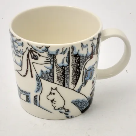 Muminmugg, Snöhästen, år 2016, Arabia, Finland, porslin, höjd 8cm, Ø8cm, 30cl, märkt CR0616. Skickas med paket. Skickas med paket.