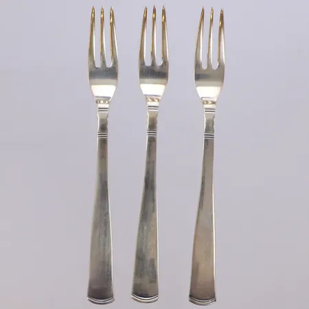 3 assiettgafflar, längd ca 12cm, modell Rosenholm, GAB, 830/1000 silver. Vikt: 36,2 g