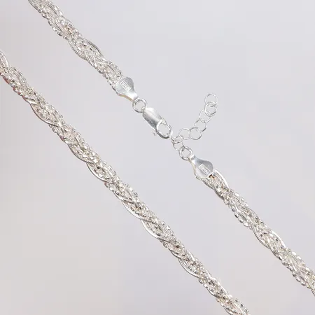 Halscollier 42-45cm, bredd 6mm, silver 925/1000 Vikt: 14,4 g