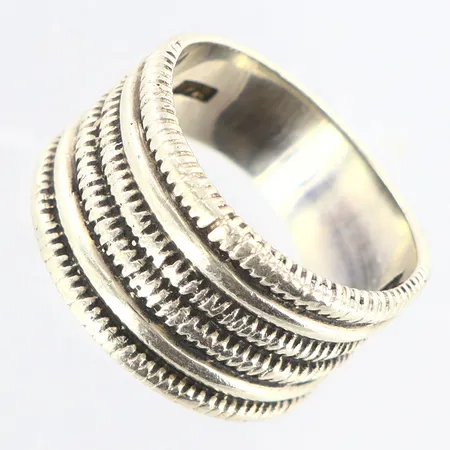 Ring mönstrad stl:16½, bredd: 7-12mm, silver 925/1000 Vikt: 5,9 g