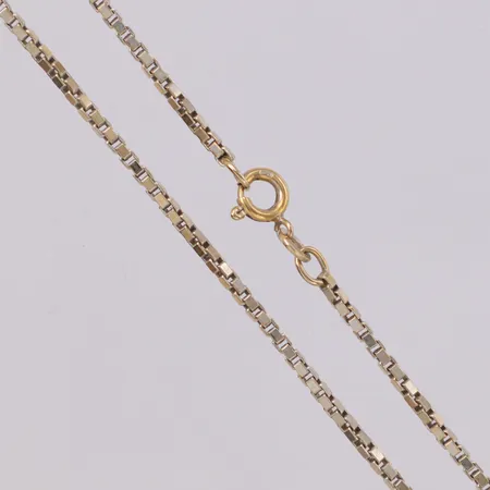 Kedja Venezia längd 42,5cm, bredd 1,7mm, vitguld, behov av omrodiering, 18K Vikt: 9,7 g